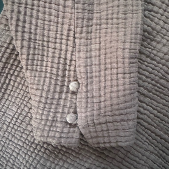 Zara Waffle Shirt - Picture 3 of 3